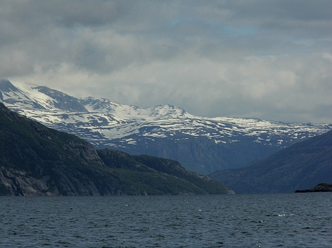 DSCI0035.JPG - Aber auch wenn das Wetter nicht sonderlich huebsch ist, die Umgebung bleibt grandios