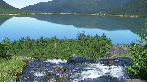 PIC_1440.JPG - Das Wasser rauscht etwas schneller zu Tal, als wir ...