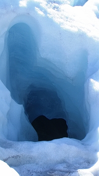 PIC_1470.JPG - The "Blue Hole". Da rein zurutschen schenke ich mir lieber. Sieht aber interessant aus!