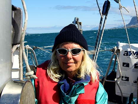 DSCI0068.JPG - Dann uebernimmt die Bordfee das Rad: Klar, ist Rauschefahrt mit super Tempo - da machts ihr Spass (sieht man ihr an, gelle ;-))