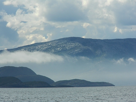 DSCI0058.JPG - ...und das ist auch Nebel. Kurz bevor dann die "Vorhaenge zugezogen" wurden, noch dieses Foto. 