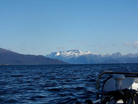 DSCI0036.JPG - Wir fuehlen uns wie in einem Traum oder besser noch einen Film versetzt und warten darauf, dass der Filmvorfuehrer das Licht wieder einschaltet und alles vorbei ist!