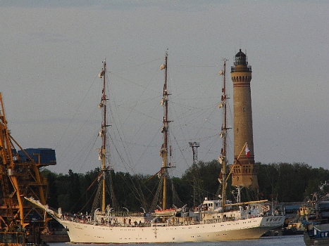 DSCI0509.JPG - 19.05.2012: Begegnung in Swinemuende.