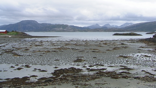 DSCI0007d.JPG - Hier gibts schon richtig Ebbe. Tiedenhub so ca. 2 m. Also man merkts schon ;-) Wir finden diesen Anblick einfach toll....