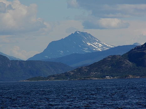 DSCI0117.JPG - Wir schauen uns dann doch lieber wieder die Wunder der gewaltigen Natur an