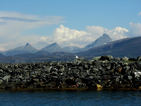 DSCI0144.JPG - Die Aussicht ist einfach fatastisch, von unserem Liegeplatz aus....