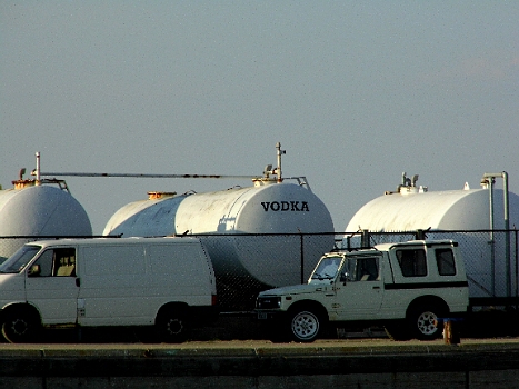 DSCI0584.JPG - Das Geheimnis, warum so viele Leutevon Anholt schw&Atilde;&curren;rmen, ist gel&Atilde;&frac14;ftet: Uns gelang diese "Spionageaufnahme" ...