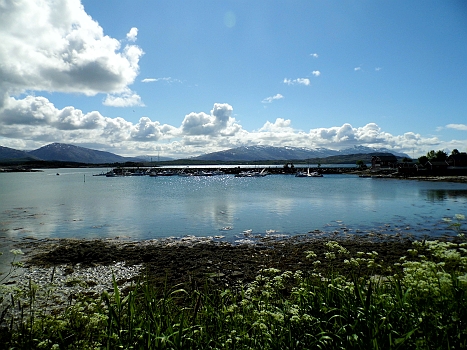 DSCI0034.JPG - Ein wahrhaft herrlicher Anblick. Die Ebbe gibt hier rund 2 m Meeresboden frei. 