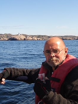 DSCI0009.JPG - Ja, und auch das geoehrt zu einer Kap-Passager: der Kap-Schnaps - Sonst bringt's Unglueck