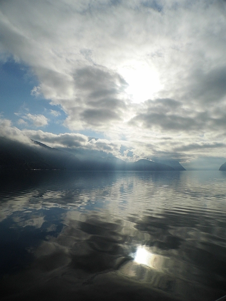 DSCI0067.JPG - Fantastische Motive eroeffnen sich. Kein Wind, aber unglaubliche Momente