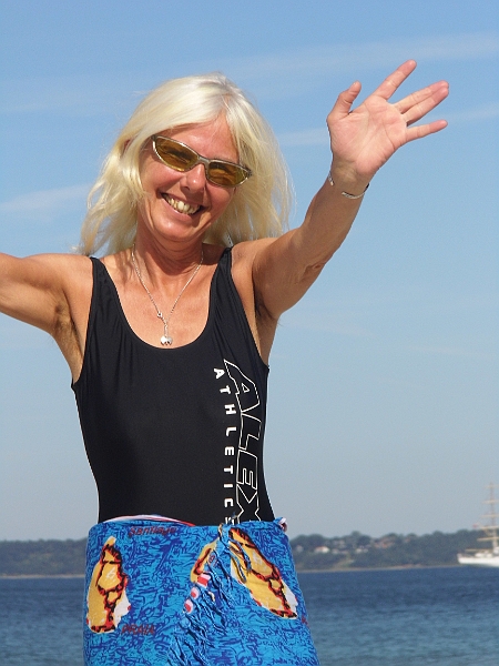 DSCI1053.JPG - Wir haben den Sommer nocheinmal zur&Atilde;&frac14;ckbekommen und sind dankbar dafuer. Die Bordfee ist gluecklich und geniesst die neue Freiheit!