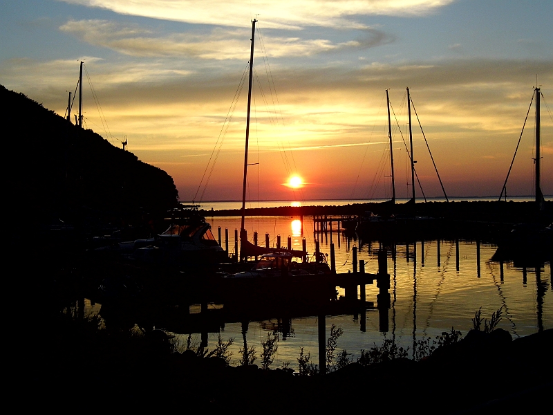 DSCI1163.JPG - So stellt man sich das Ende einer schoenen Reise vor! Sonnenuntergang in Lohme. Der Kreis schliesst sich