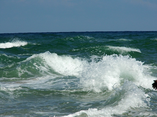 DSCI0472.JPG - Und dann, nach einer Radtour und einem Fussmarsch am Strand, treffen wir dort ein, wo Skagerrak und Kattegat sich vereinigen und aufeinander branden.