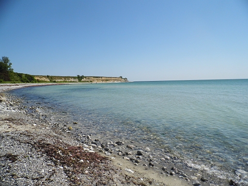 DSCI0422.JPG - Und da isses wieder das schoene Wetter. Leider laesst die Bordfee den an Stirnhoehlenvereiterung erkrankten Skipper nicht auslaufen. Nein, kommt nicht in Frage, so fahren wir nicht. Tja, watt soll man dazu sagen???