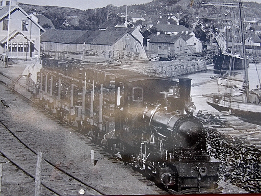 DSCI0232.JPG - So sah Lillesand einmal aus, als noch von der Holzindustrie lebte.