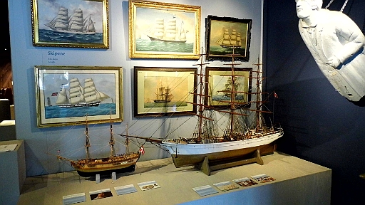 DSCI0322.JPG - Impressionen aus dem Museum. Wie schon erwaehnt: Allzuviel gibt's hier nicht zu sehen. Unser Urteil: Muss man nicht unbedingt besucht haben.