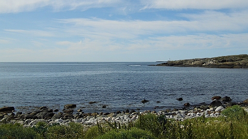 DSCI0420.JPG - Suedkueste Merdoey. Vor uns liegt das ausnahmsweise mal ruhige, innere Skagerrak.