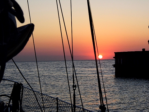 DSCI1637.JPG - Ein schoener Tag auf Hirsholm endet und ich werde diese Insel sicherlich sehr tief in meinem Herzen behalten...