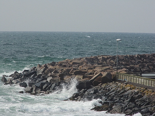 DSCI1819.JPG - Aber das ist kein Wetter, bei dem wir Lust haben uns ins Oelzeug zu stuerzen. Es ist schon was Besonders: Wir koennen bleiben, wann, wo und wie immer wir wollen. Ein Traum wurde Wirklichkeit!