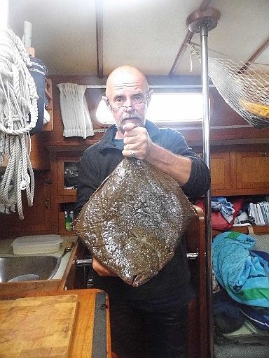 DSCI1885.JPG - Ziemlicher Apparat, stimmts! Aber es bleiben nur rund 800 gr uebrig. Mehr ist da nicht dran