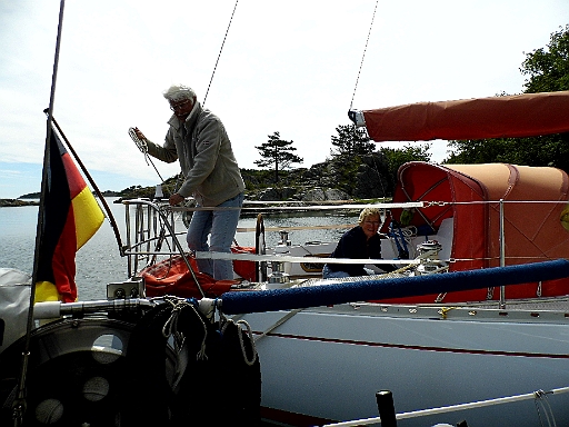 DSCI1283.JPG - Zwei nette Hamburger, die auch diesen schoenen Platz angelaufen haben und mit denen wir ein nettes Schwaetzchen hatten.