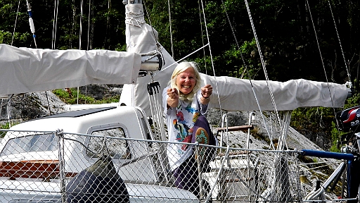 DSCI0848.JPG - Die Bordfee ist happy!