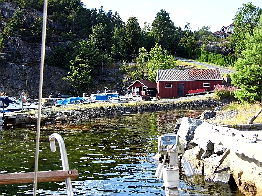 DSCI0941.JPG - Der kleine Motorboothafen, wo wir zwischenzeitlich lagen. Aber es ist alles privat